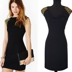 Ronni Nicole Embellished Beaded Shoulder Midi Dress